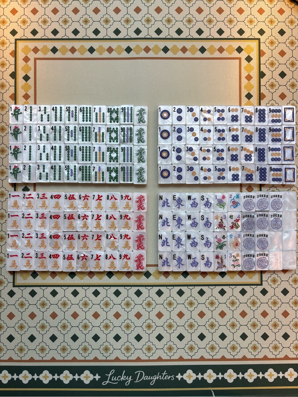 Luxury American Mahjong Tiles Set in Pearlescent White - Multicolor Characters - Picture 12 of 12